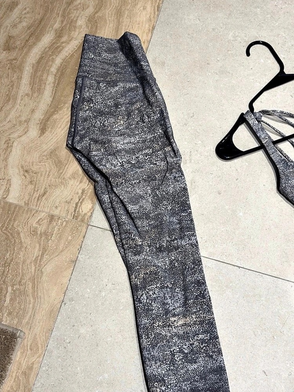 Lululemon Gray Abstract Leggings